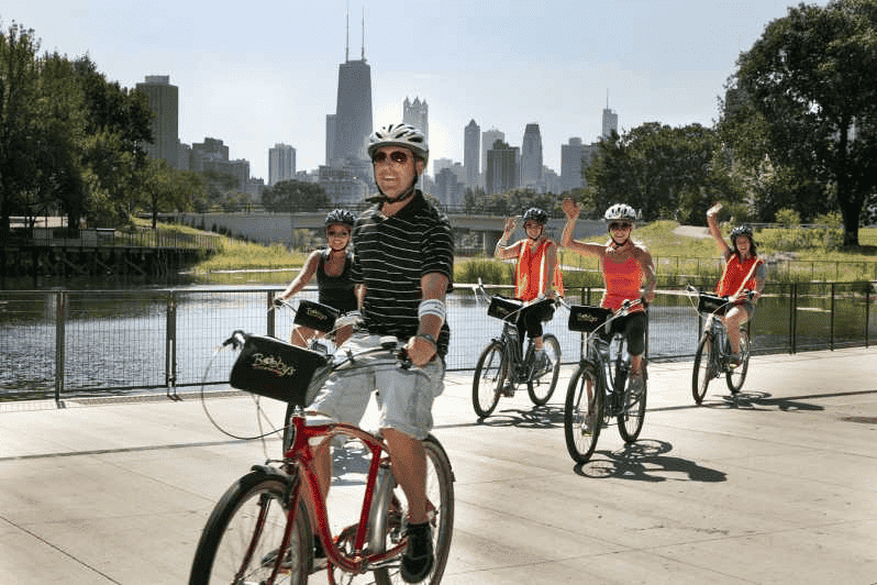 Chicago's Lakefront Neighborhoods Bike Tour