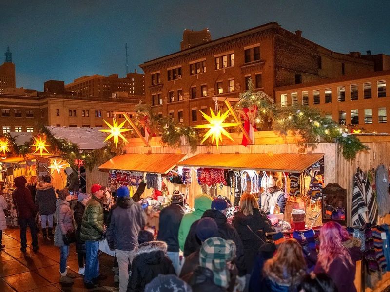 christmas markets in michigan